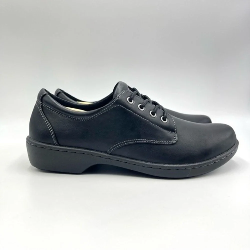 Eastland Womens Size 9.5 Black Faux Vegan Leather Lace Up Oxfords Loafers‎ Shoes